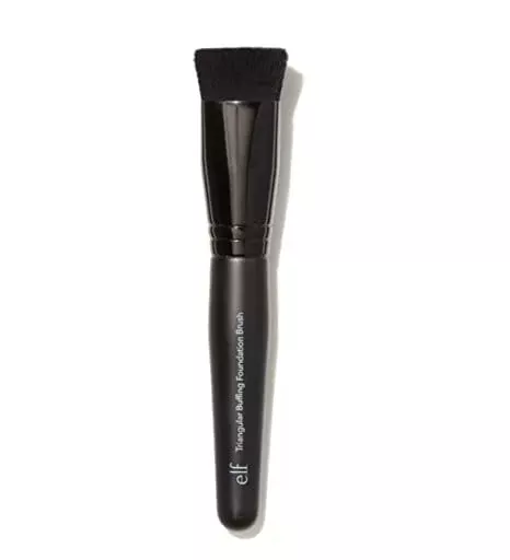 e.l.f. Triangular Buffing Foundation Brush